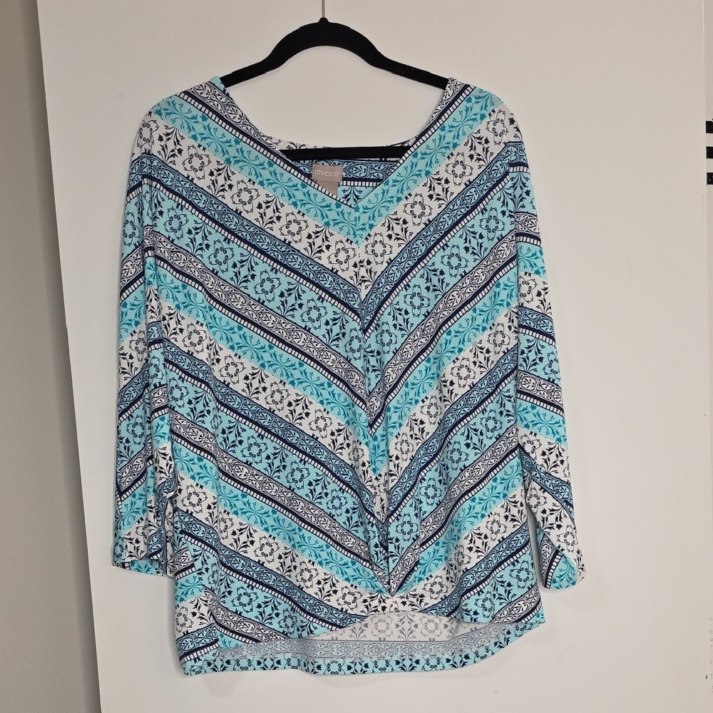 croft & barrow Aqua, Navy & White V‑Neck Patterned Tunic